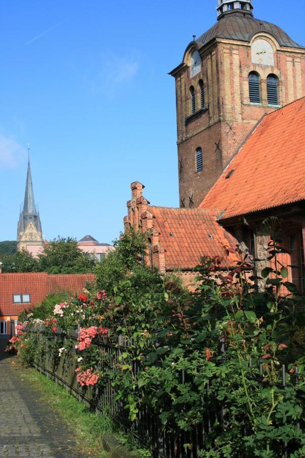 Zentrale Ferienwohnung „Treibholz“ Im Sonnenblumenhaus Flensborg Eksteriør billede
