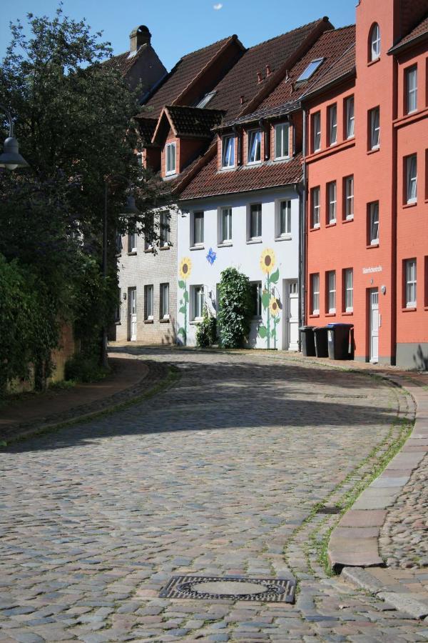 Zentrale Ferienwohnung „Treibholz“ Im Sonnenblumenhaus Flensborg Eksteriør billede